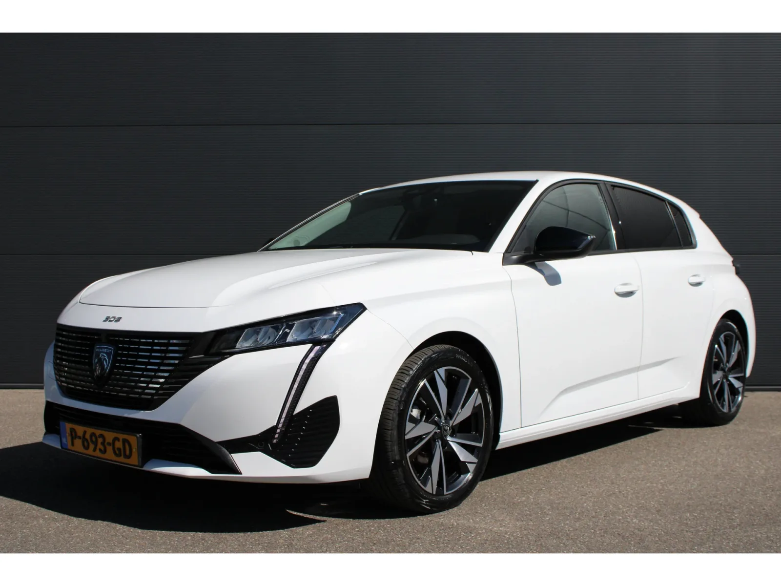Peugeot 308 (2022) — foto 1