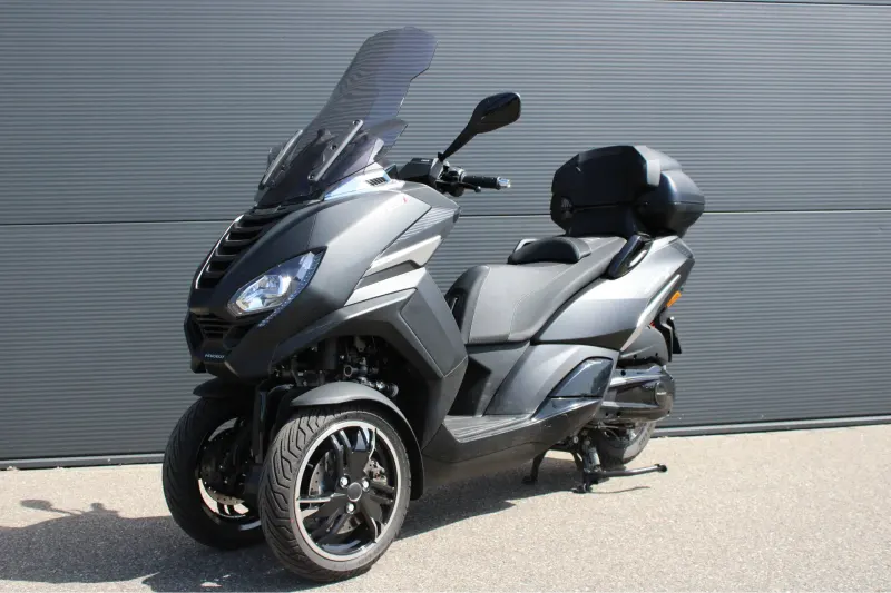 Peugeot Scooter (2024)