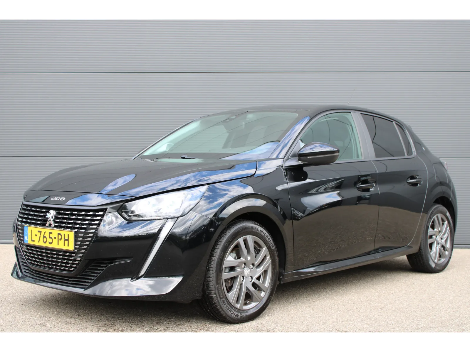 Peugeot 208 (2021) — foto 1