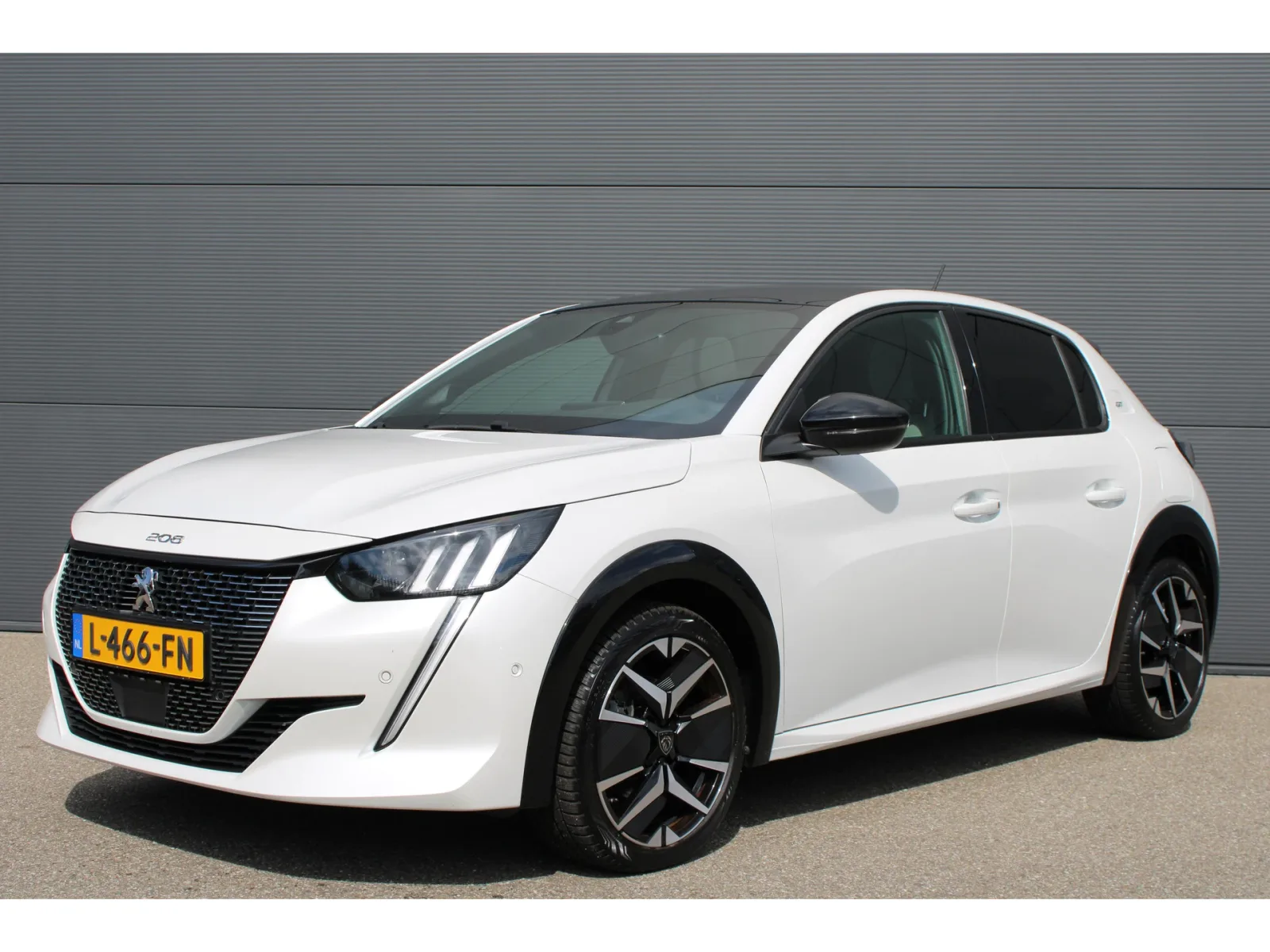 Peugeot 208 (2021) — foto 1