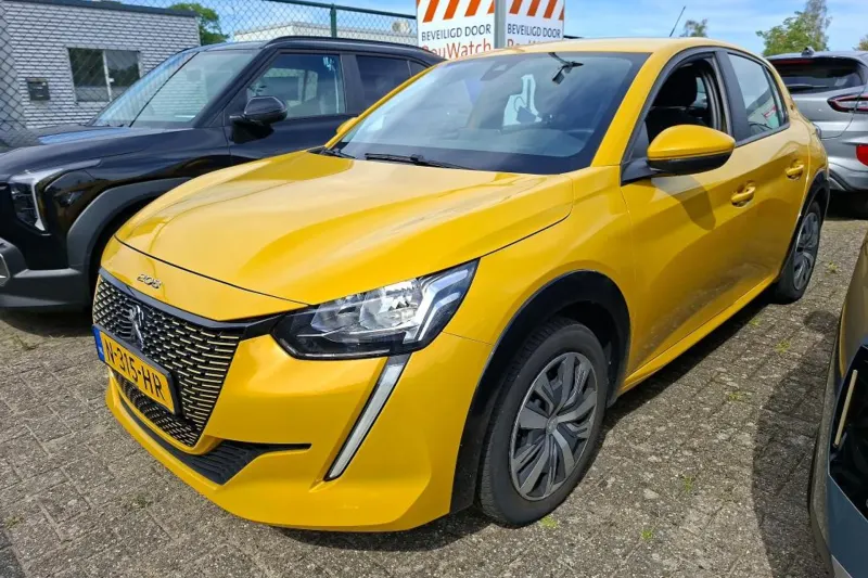 Peugeot e-208 (2021)