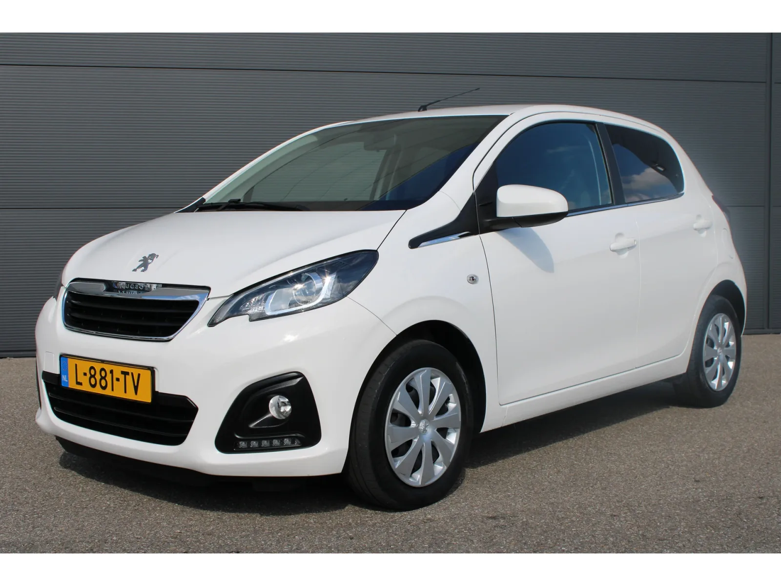 Peugeot 108 (2021) — foto 1