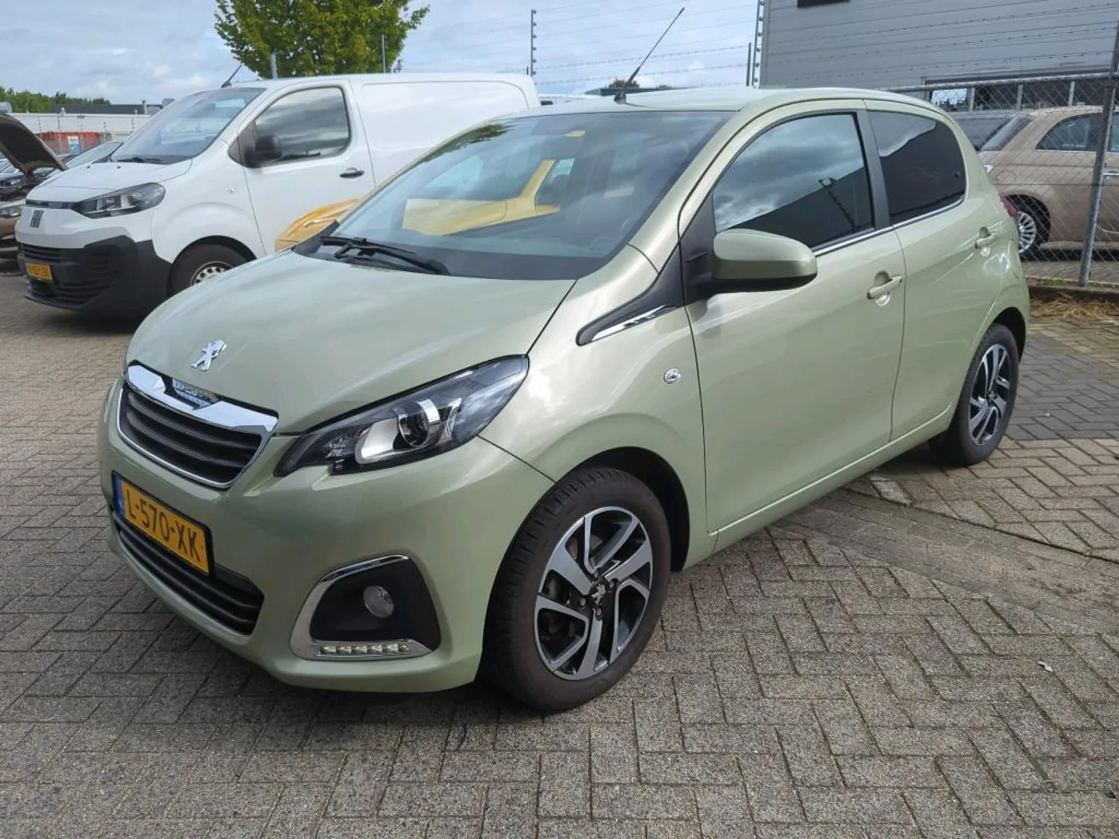 Peugeot 108 (2021) — foto 1