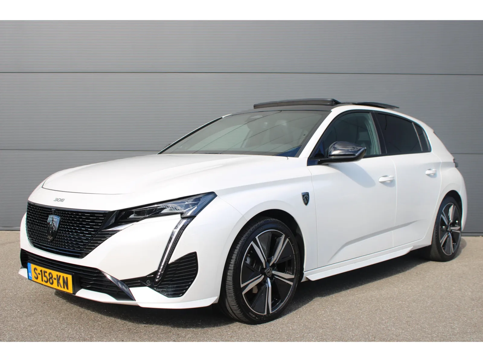 Peugeot 308 (2023) — foto 1