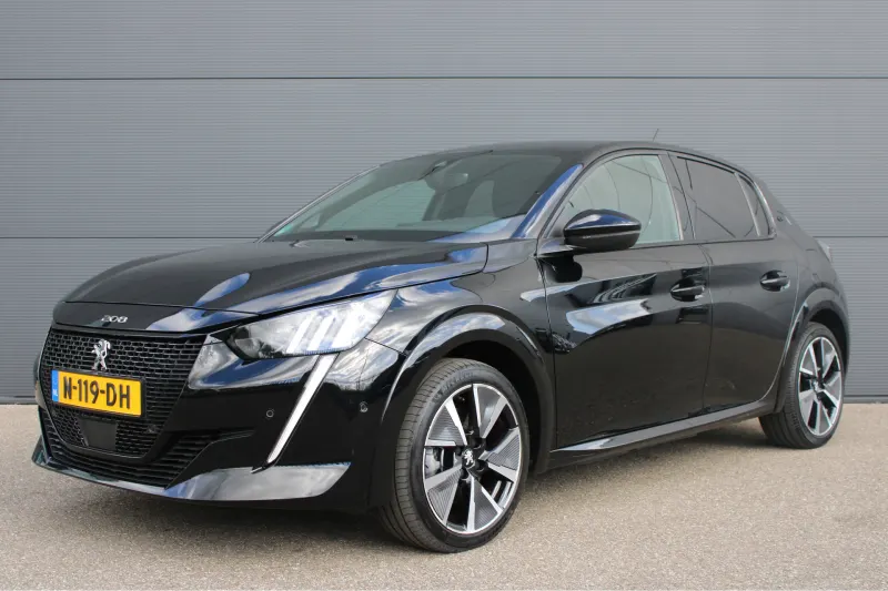 Peugeot e-208 (2021)