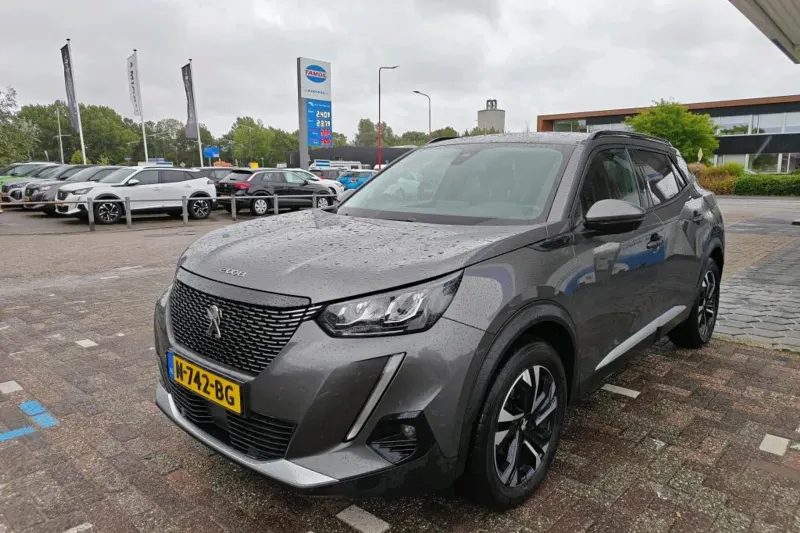 Peugeot 2008 (2021)