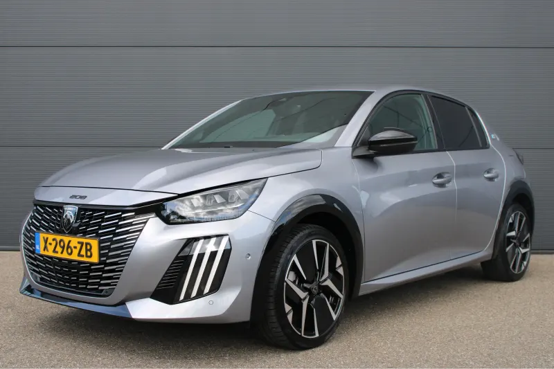 Peugeot e-208 (2024)
