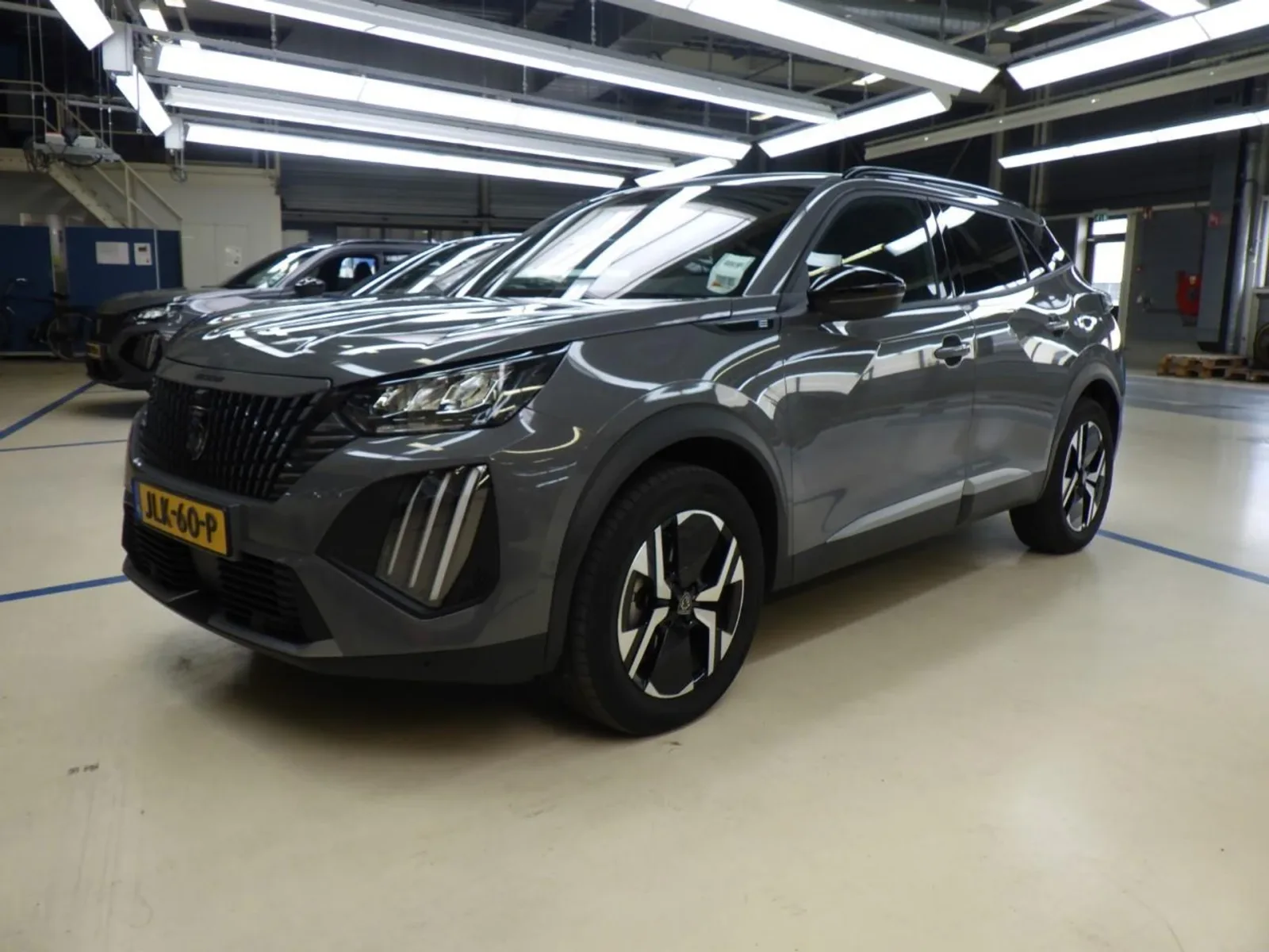 Peugeot e-2008 (2025) — foto 1