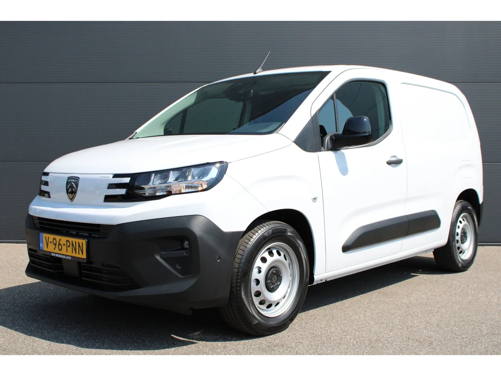 Peugeot e-Partner (2026) — foto 1