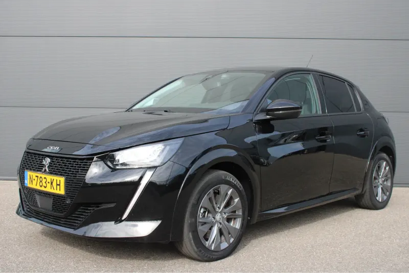 Peugeot e-208 (2021)