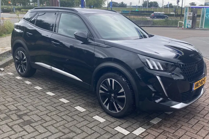 Peugeot 2008 (2021)