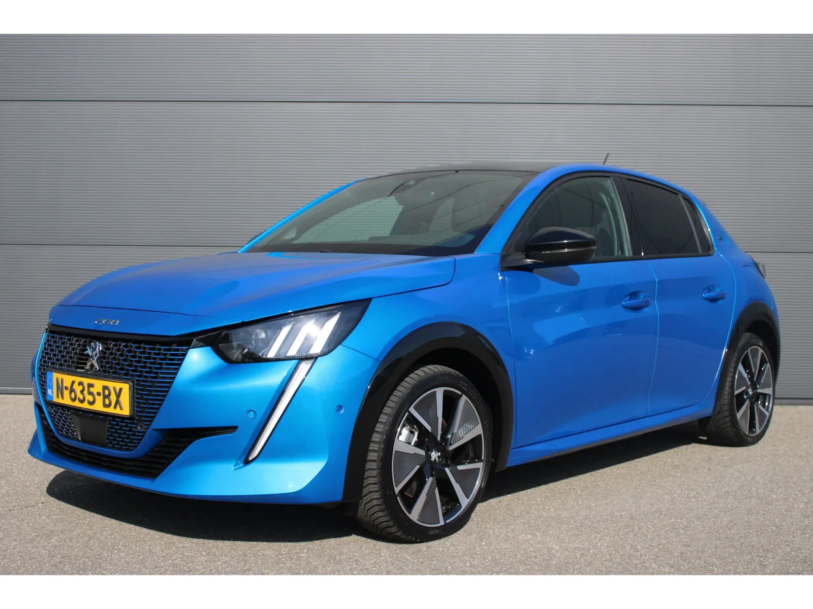 Peugeot e-208 (2021) — foto 1