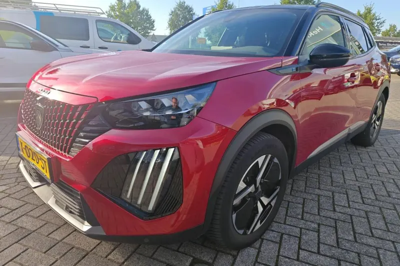 Peugeot e-2008 (2024)