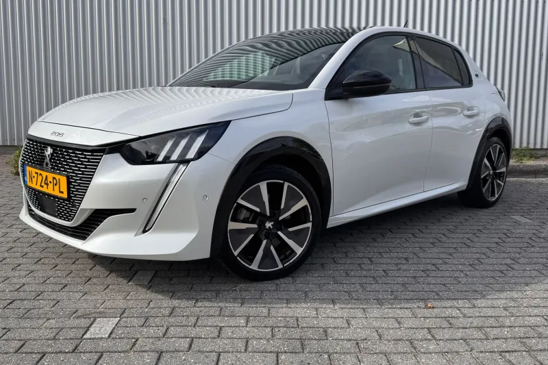 Peugeot e-208 (2021)
