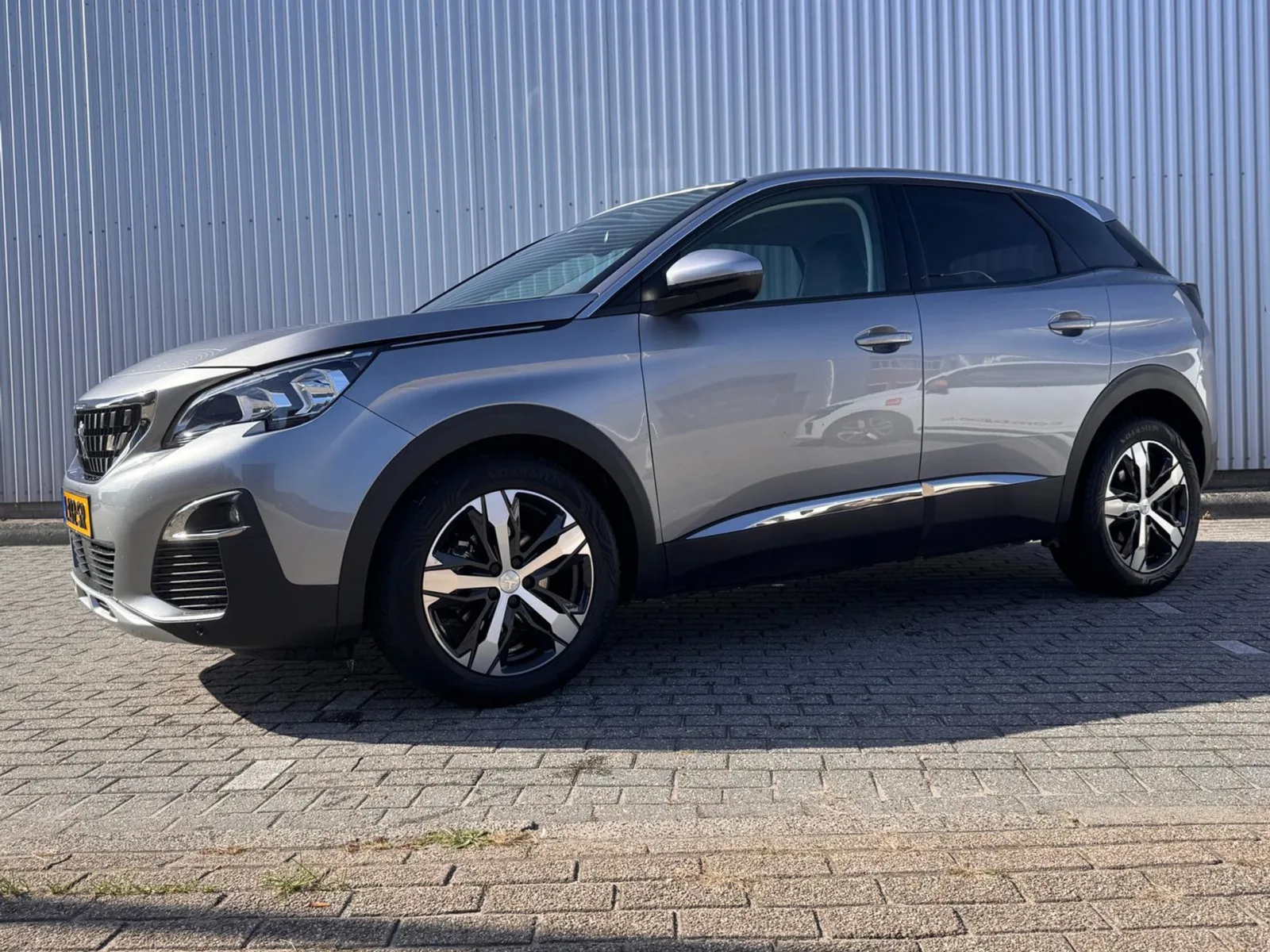 Peugeot 3008 (2018) — foto 1