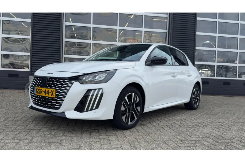 Peugeot 208 (2024)