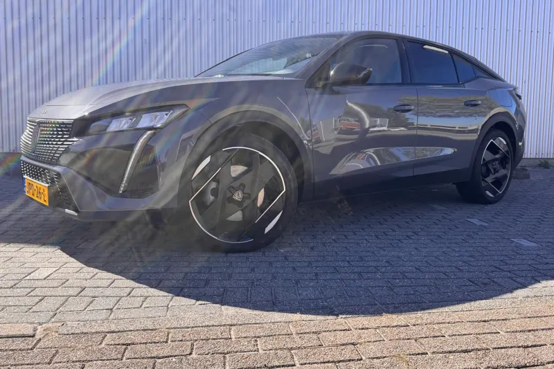 Peugeot 408 (2025)