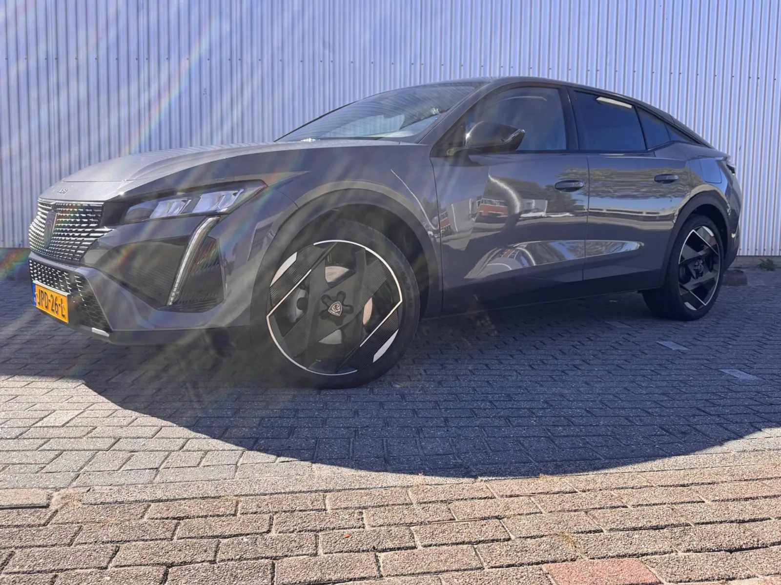 Peugeot 408 (2025) — foto 1