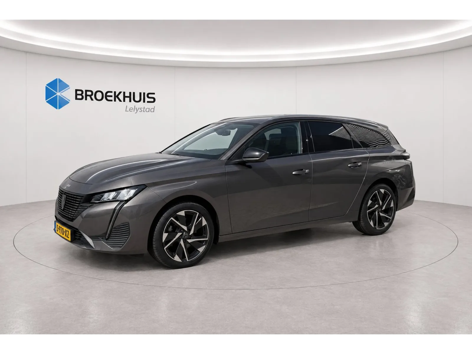Peugeot 308 (2023) — foto 1