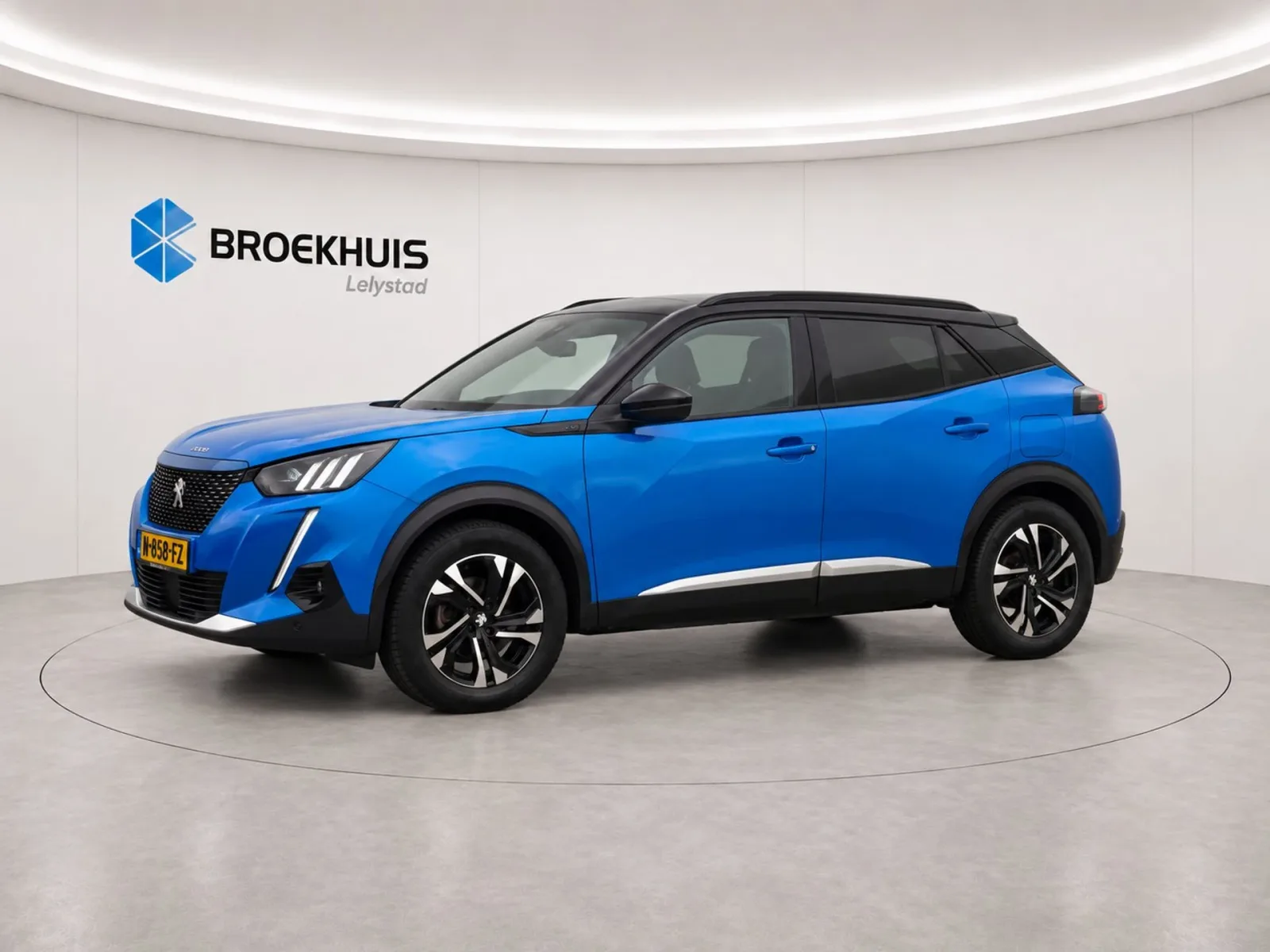 Peugeot e-2008 (2020) — foto 1