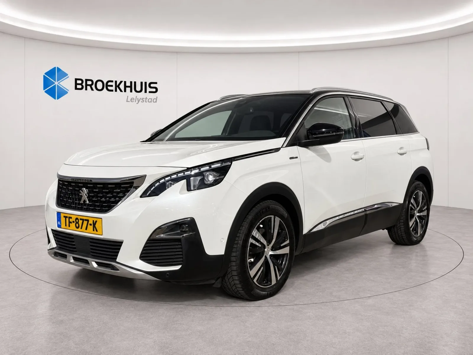 Peugeot 5008 (2018) — foto 1