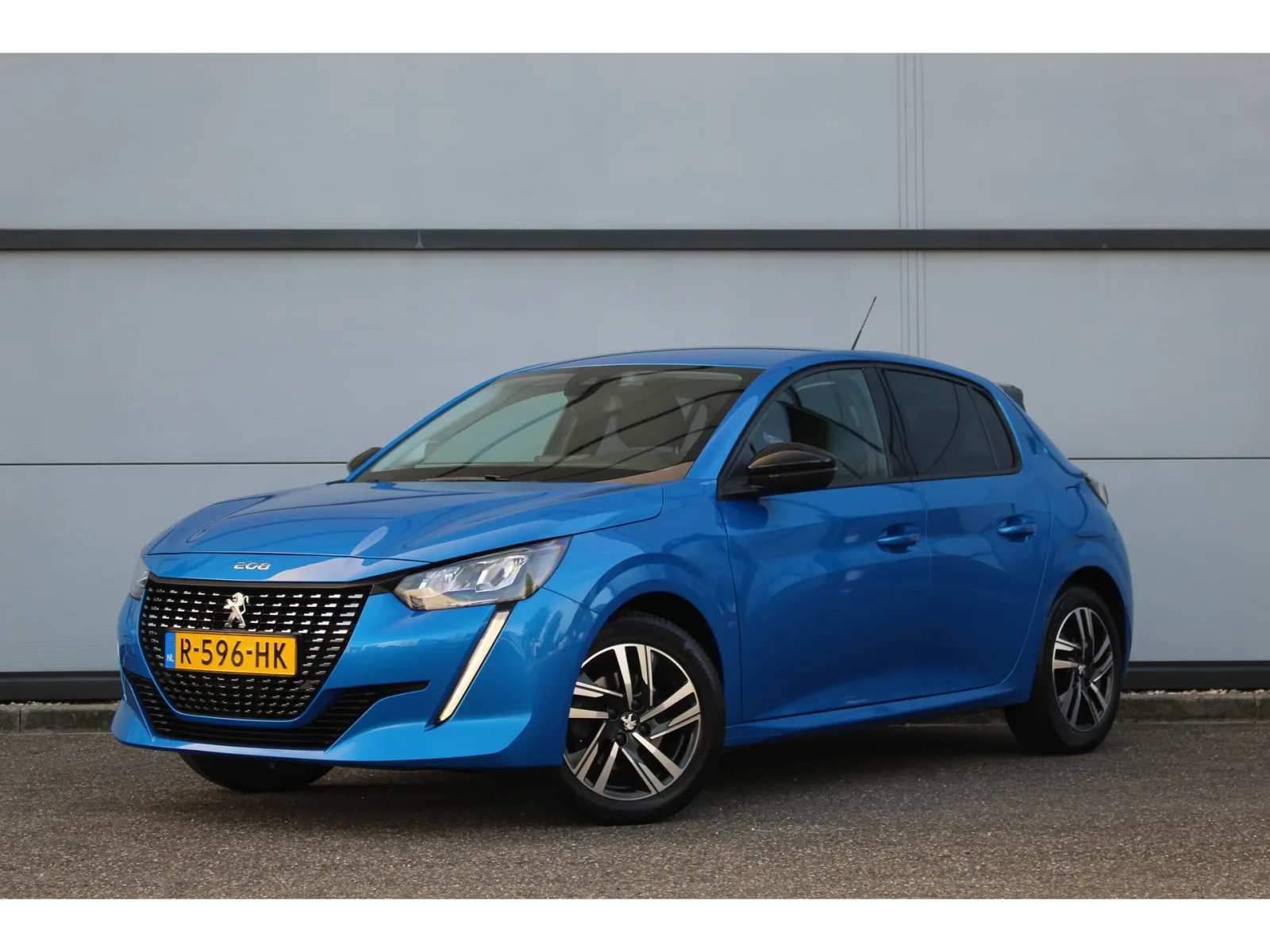 Peugeot 208 (2022) — foto 1