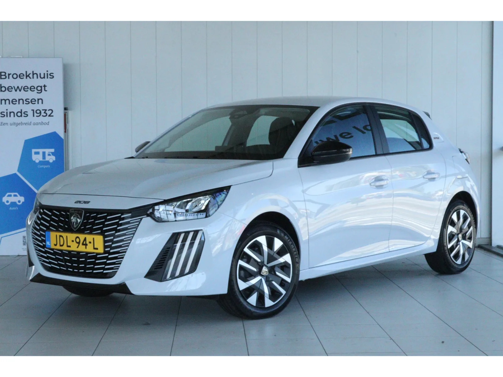 Peugeot 208 (2025) — foto 1
