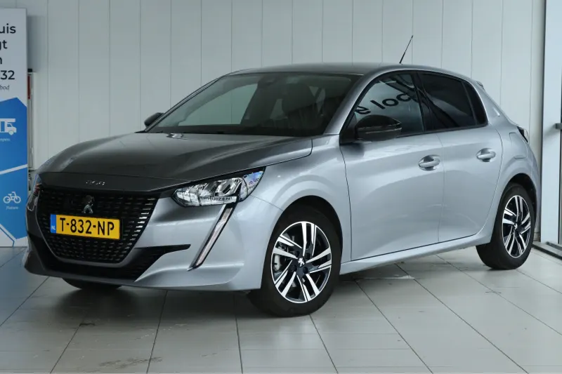 Peugeot 208 (2023)