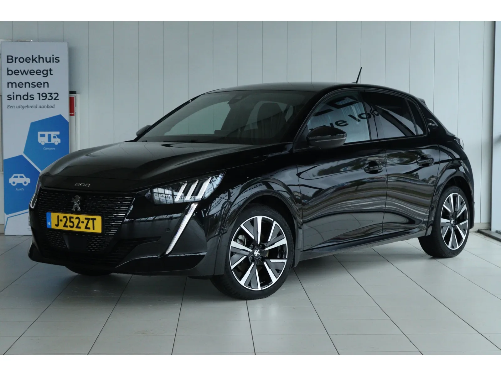 Peugeot 208 (2020) — foto 1