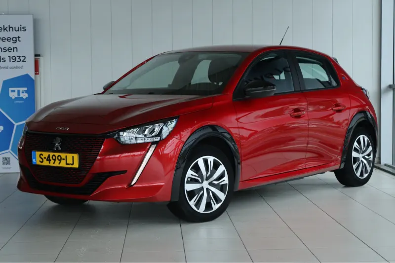 Peugeot e-208 (2023)