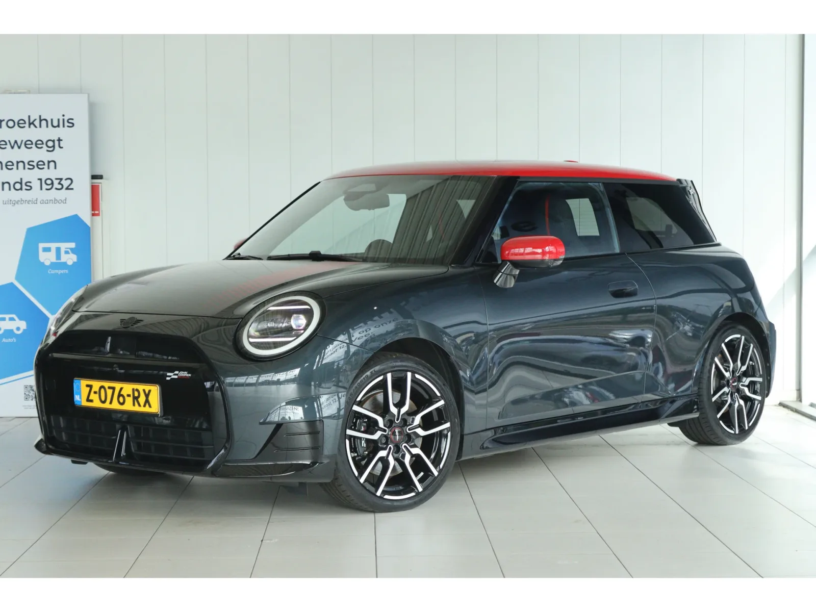 MINI John Cooper Works (2024) — foto 1