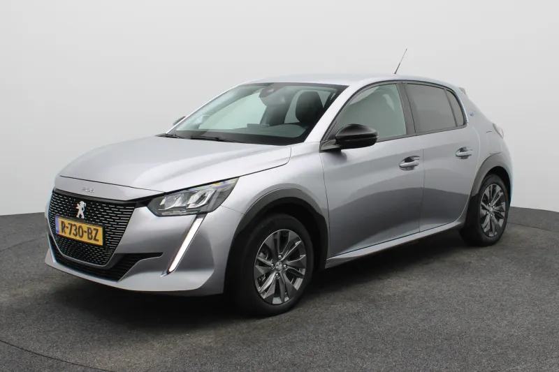 Peugeot e-208 (2022)