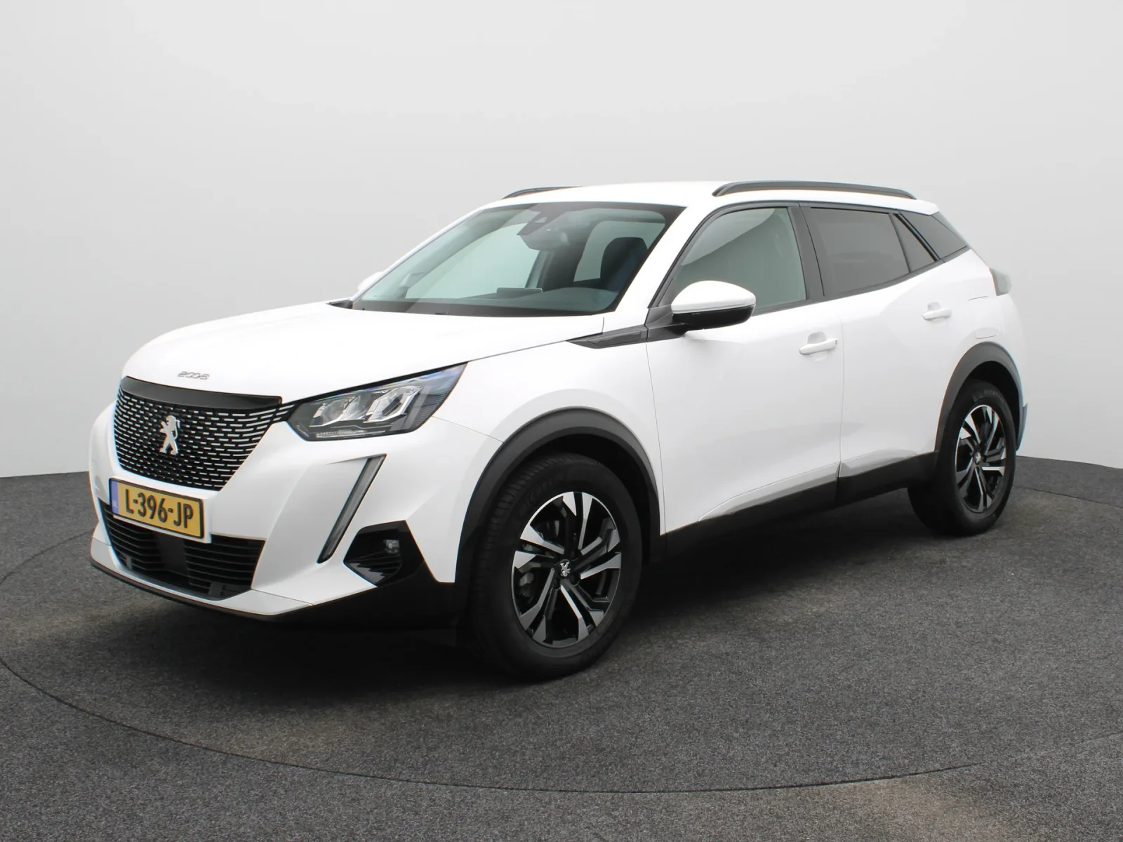 Peugeot 2008 (2021) — foto 1