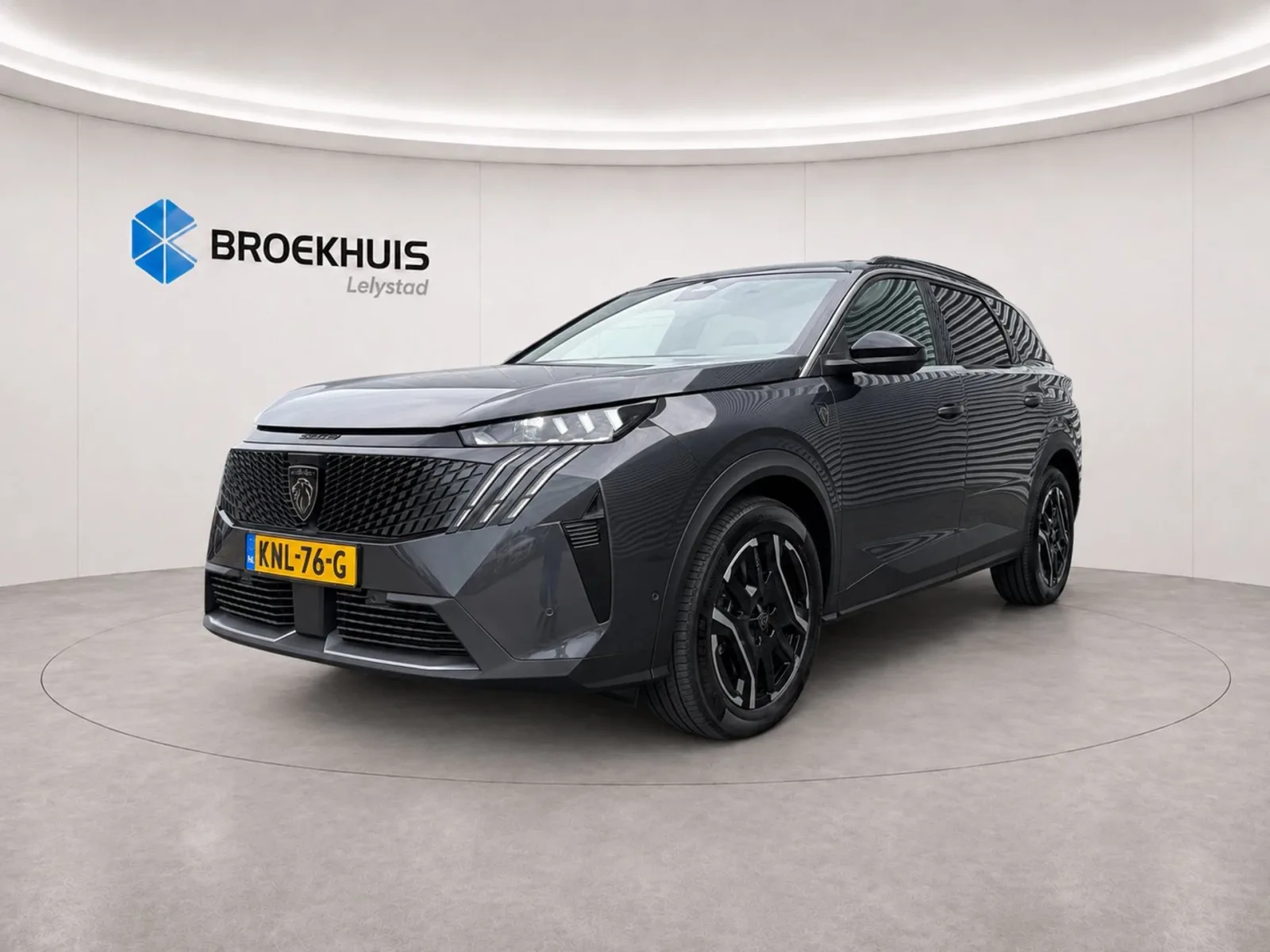 Peugeot E-5008 (2026) — foto 1