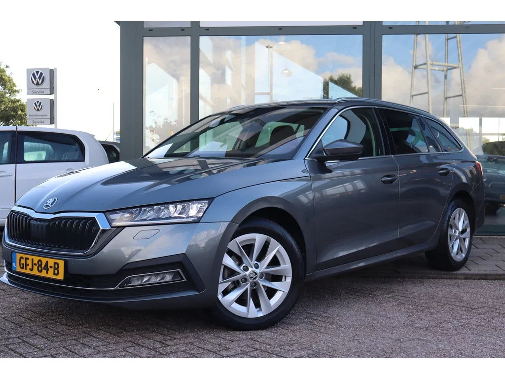 Škoda Octavia (2024) — foto 1