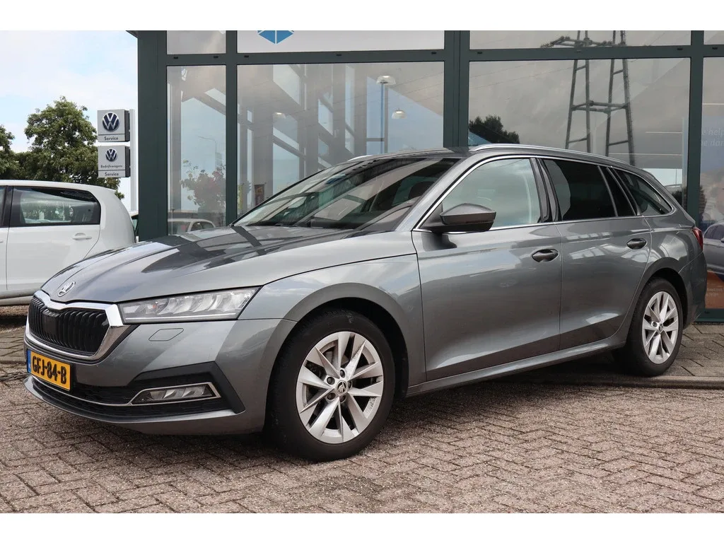 Škoda Octavia (2024) — foto 1
