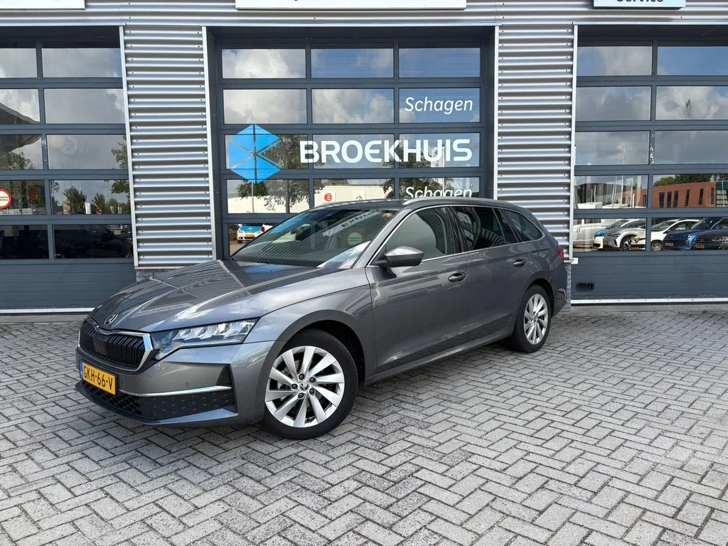 Škoda Octavia (2024) — foto 1