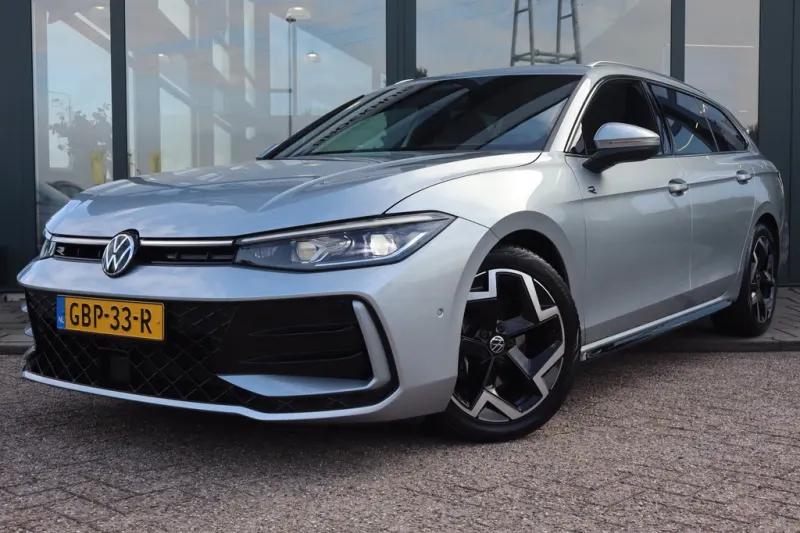 Volkswagen Passat (2024)
