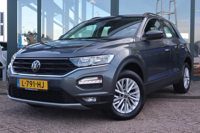Volkswagen T-Roc (2021)
