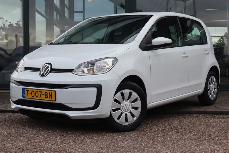Volkswagen Up! (2023)