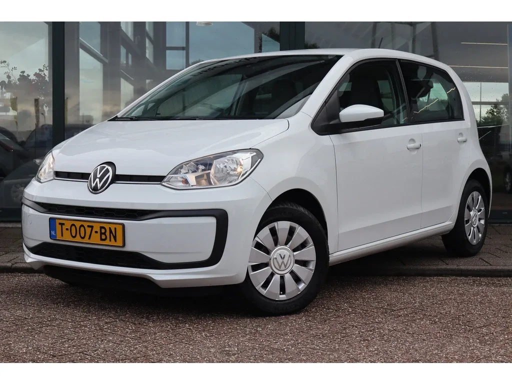 Volkswagen Up! (2023) — foto 1