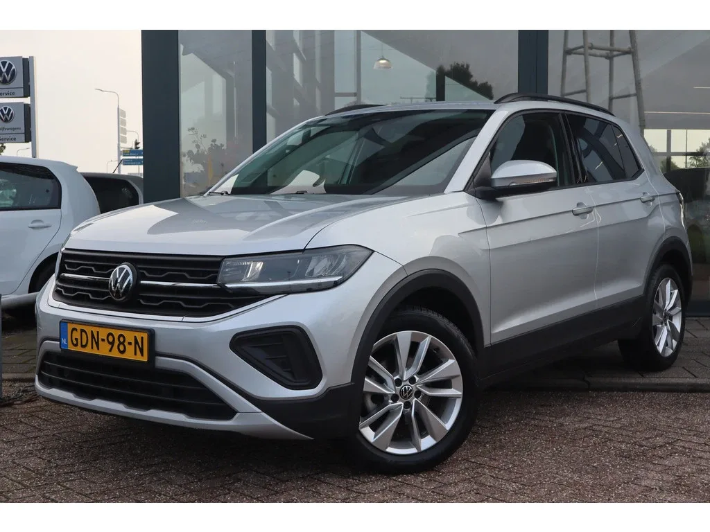 Volkswagen T-Cross (2024) — foto 1