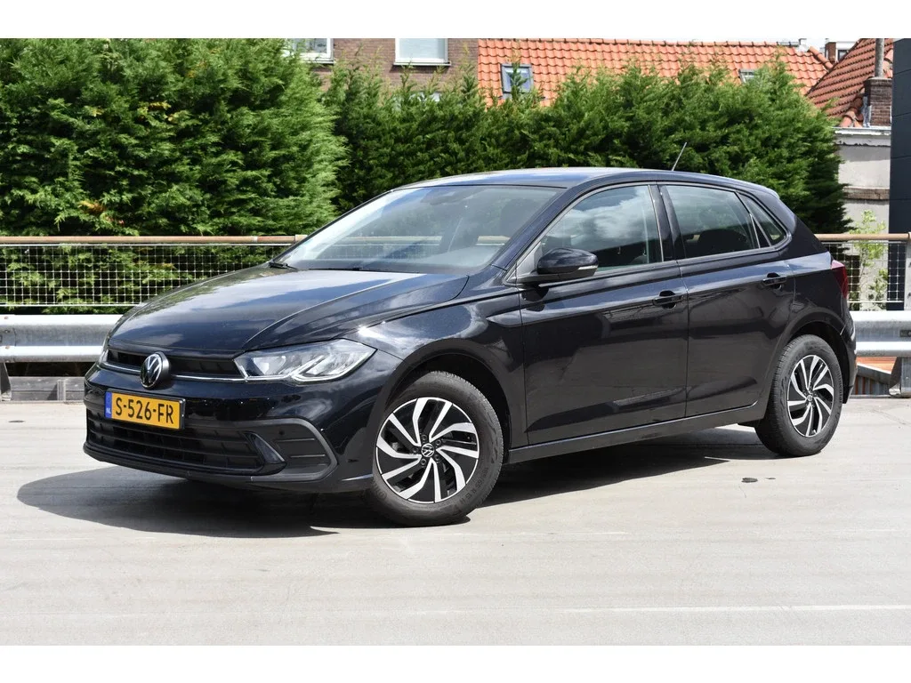 Volkswagen Polo (2023) — foto 1