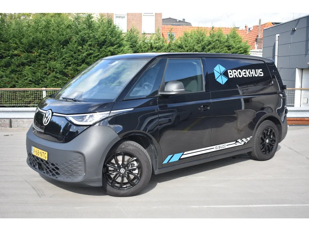 Volkswagen ID. Buzz Cargo (2025) — foto 1