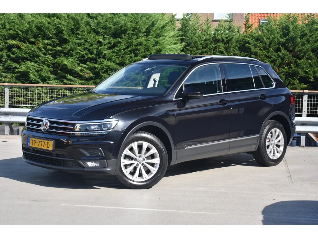 Volkswagen Tiguan (2018) — foto 1