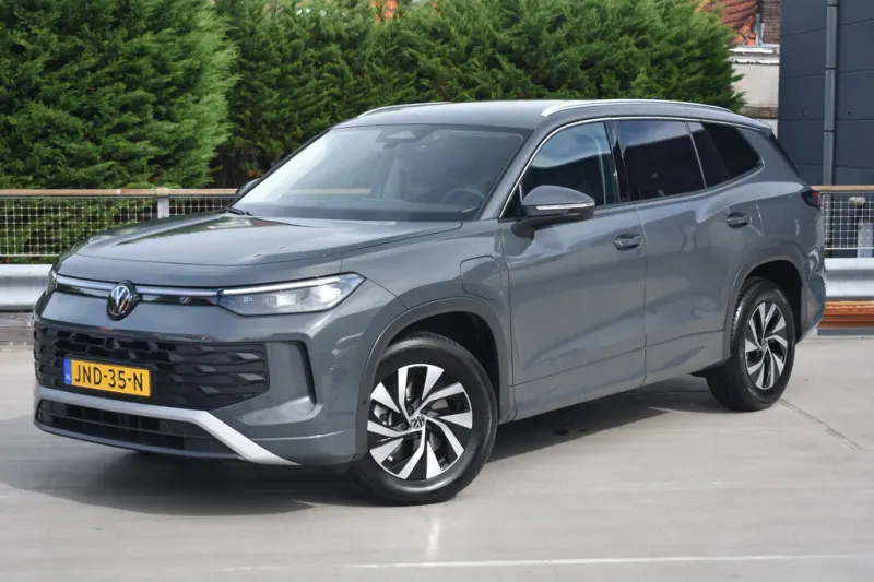 Volkswagen Tayron (2025)