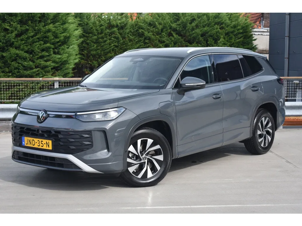 Volkswagen Tayron (2025) — foto 1