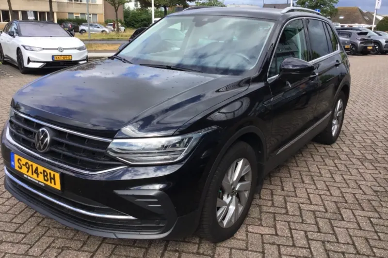 Volkswagen Tiguan (2022)