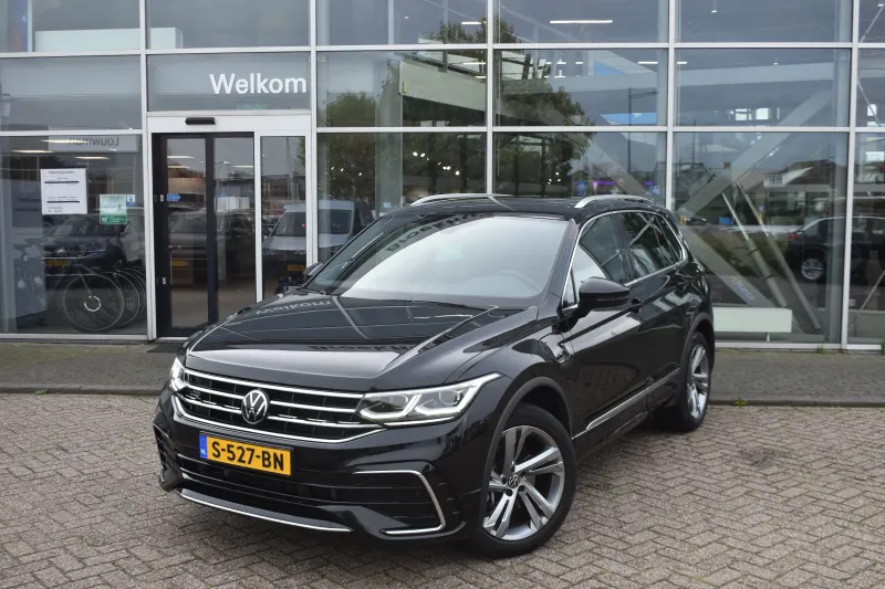 Volkswagen Tiguan (2023)