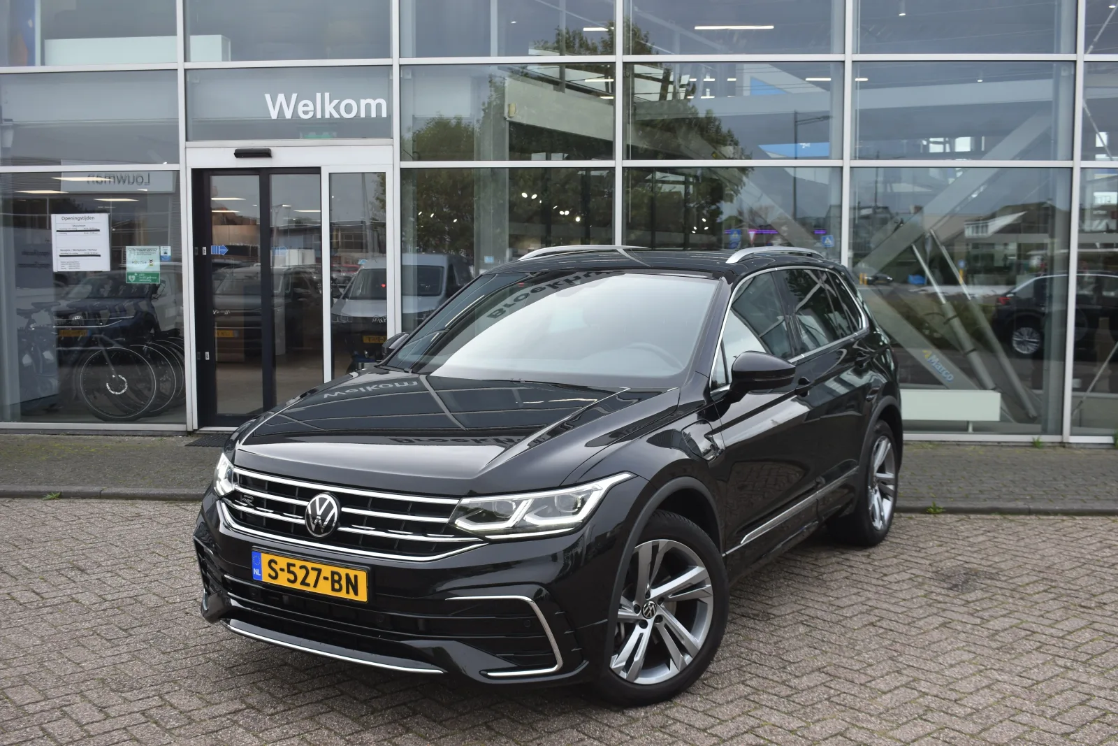 Volkswagen Tiguan (2023) — foto 1